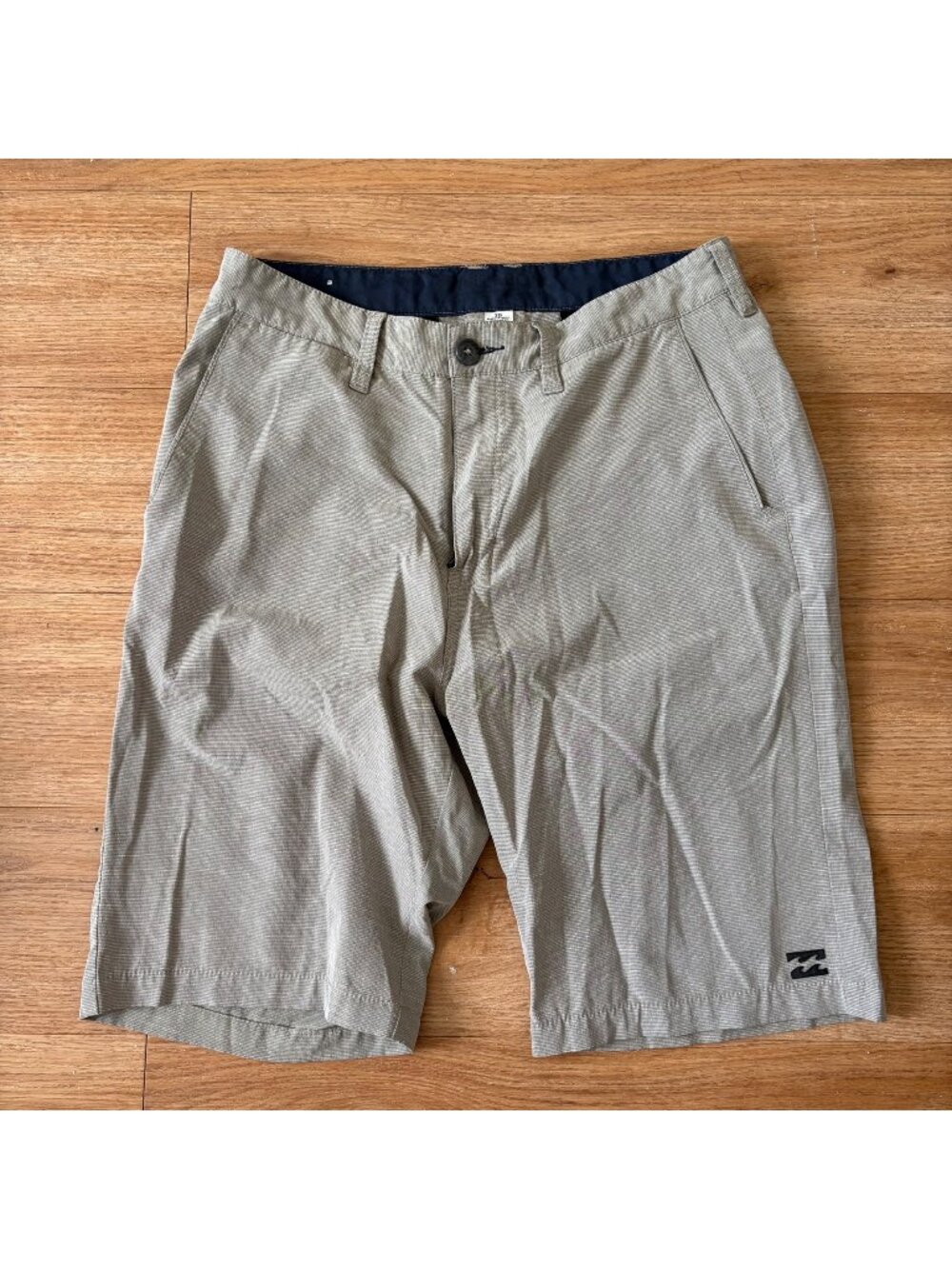 Billabong Submersible Mid Rise Flat Front Hybrid Shorts Tan Heathered Size 30